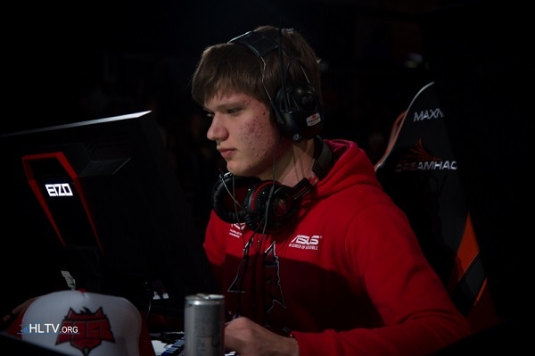 净敞口由 净敞口由